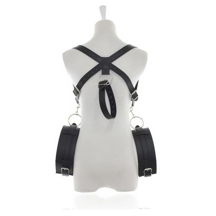 Sex-Accessoire mit gespreizten Oberschenkeln