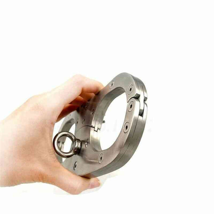 Stahlhandschellen im Sklavendesign