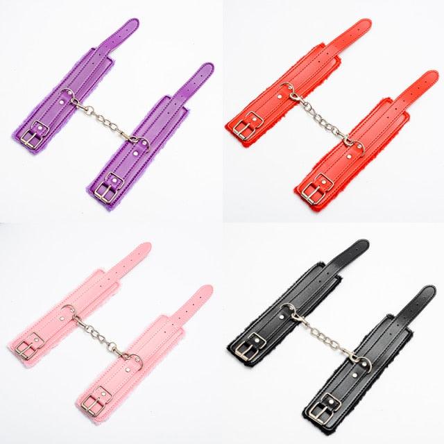 Flauschige bunte Handschellen für Mädchen 1