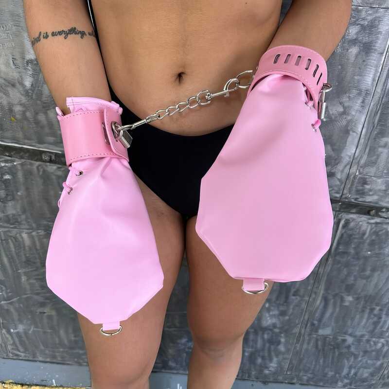 Abschließbare Bondage-Handschuhe