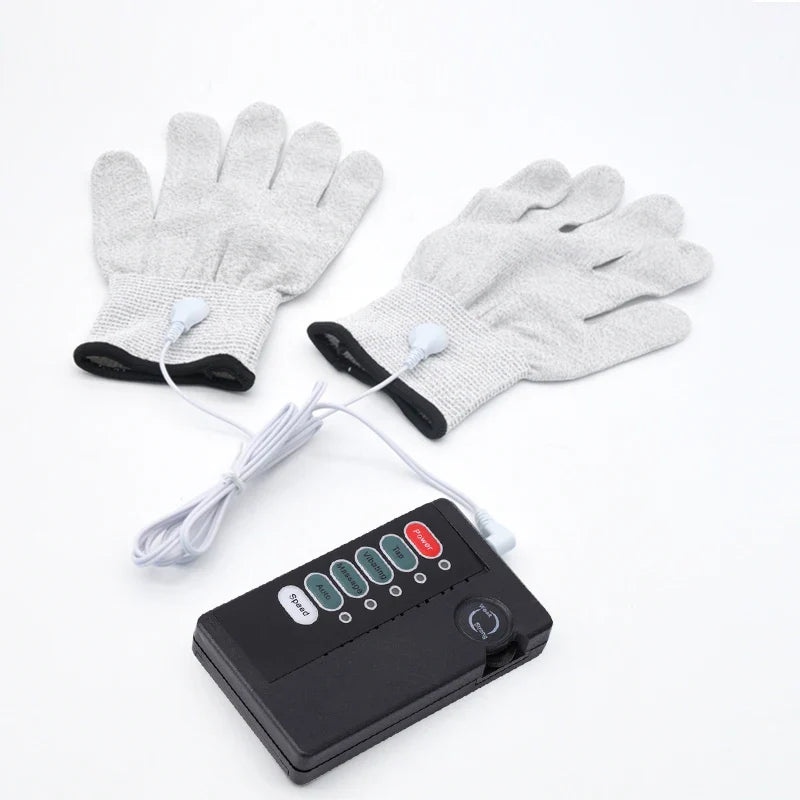 E-Stim Handschuhe & keusche Käfige für aufregende Abenteuer 6