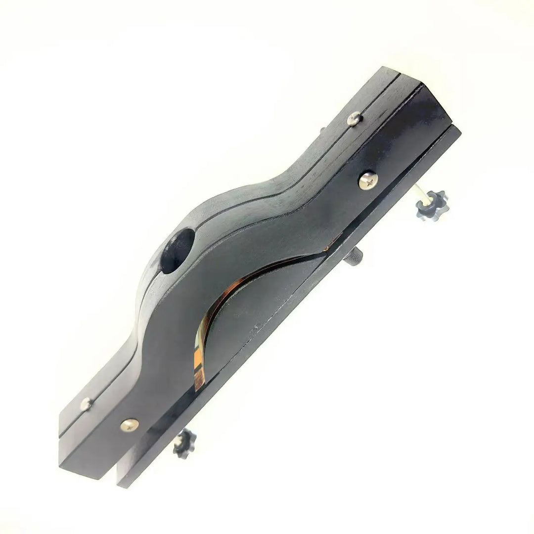 Schwarze Holzknebel und E-Stim Hodenquetscher 4