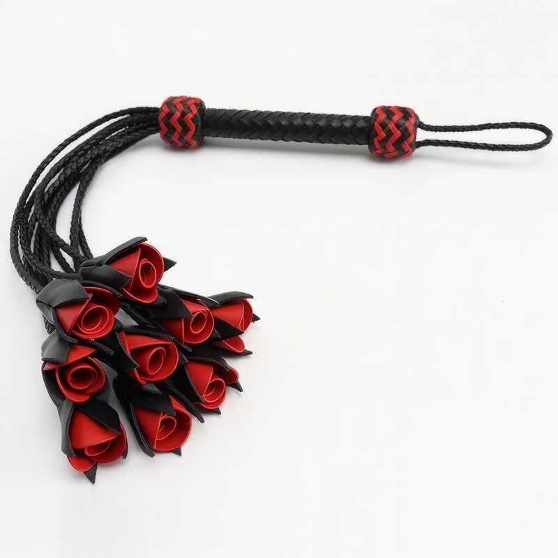 Peitsche mit Blumenmuster
