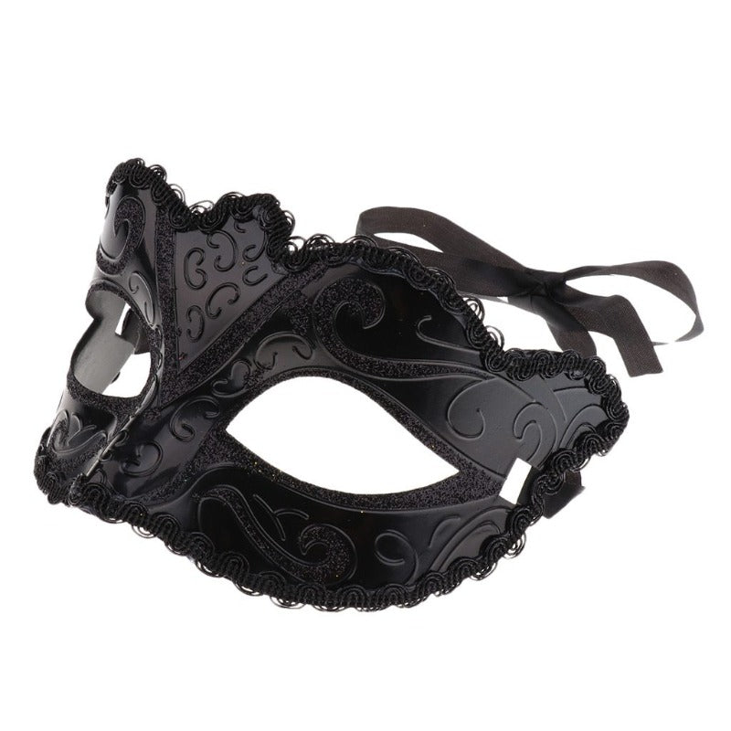 Hochwertige schwarze Maske