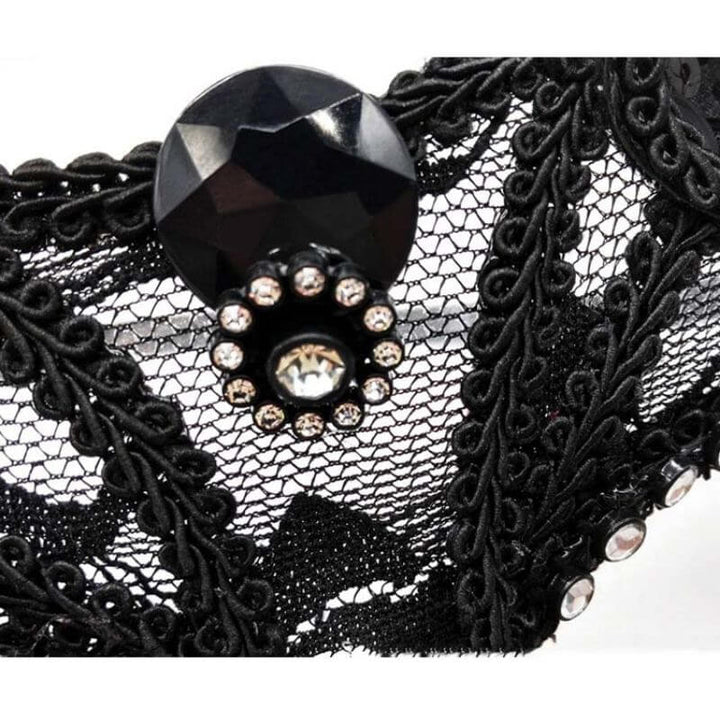 Geheimnisvolles Katzenaccessoire
