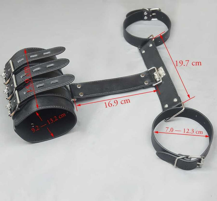 Armbinder Schwarzer Lederarm