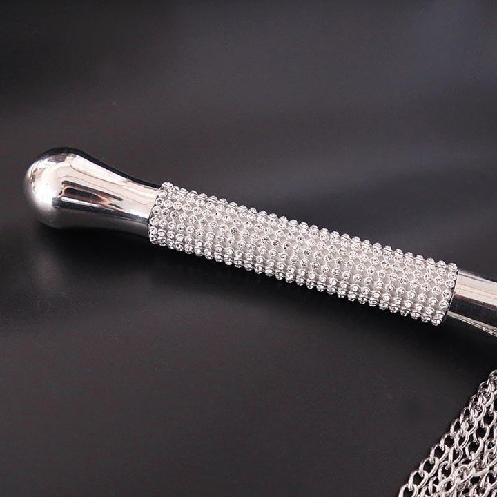 Glamouröse Kette mit Rhinestone Flogger 2